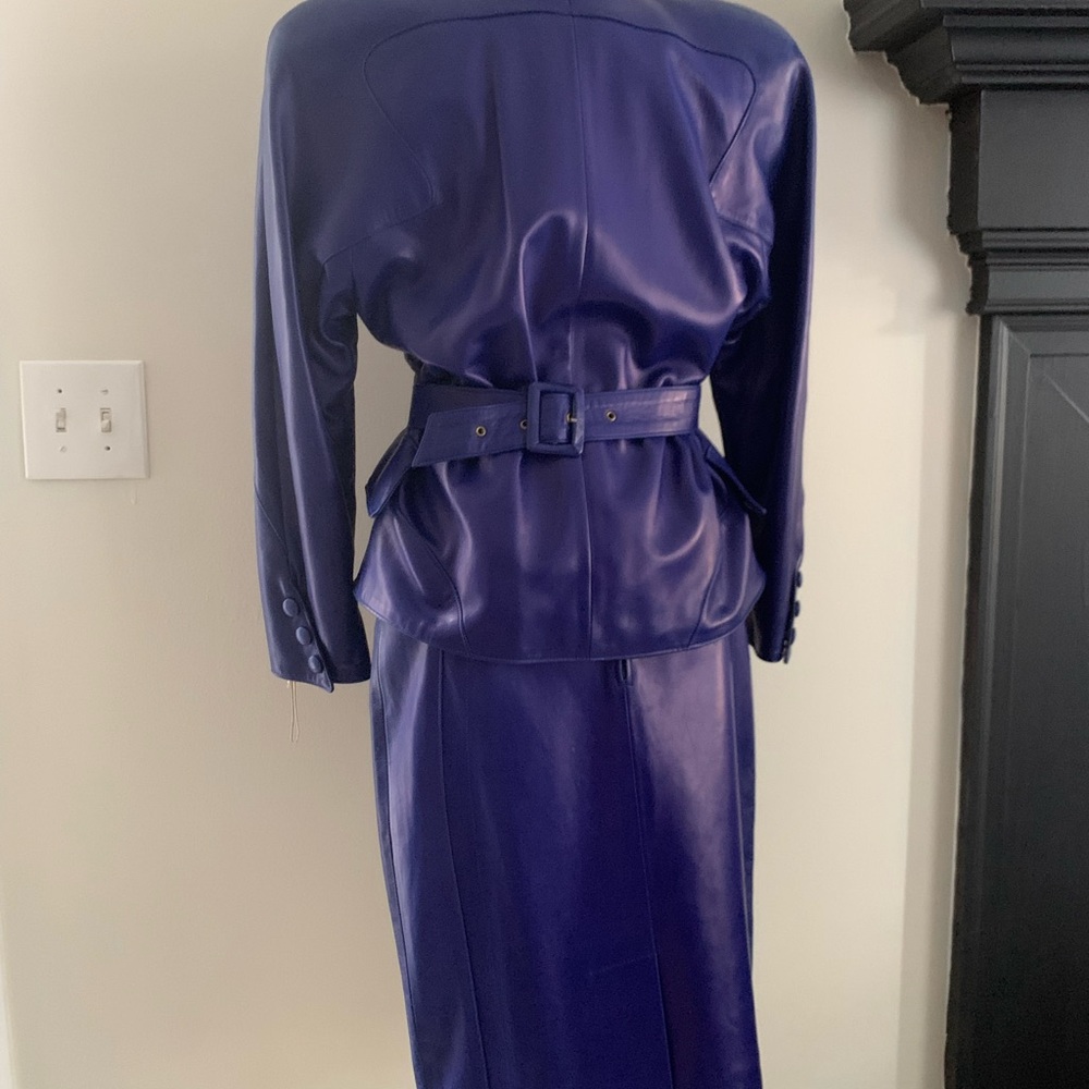Jitrois Vintage Lambskin skirt and Jacket - Picture 3 of 16